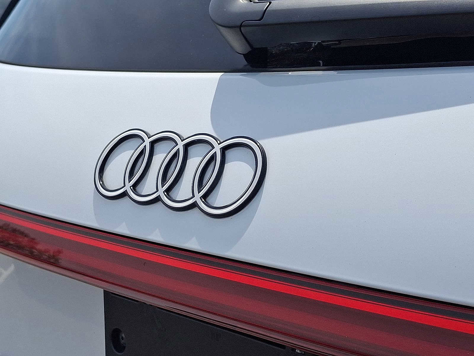 Certified 2025 Audi Q5 Premium w/ Convenience Package AWD/4WD image 24