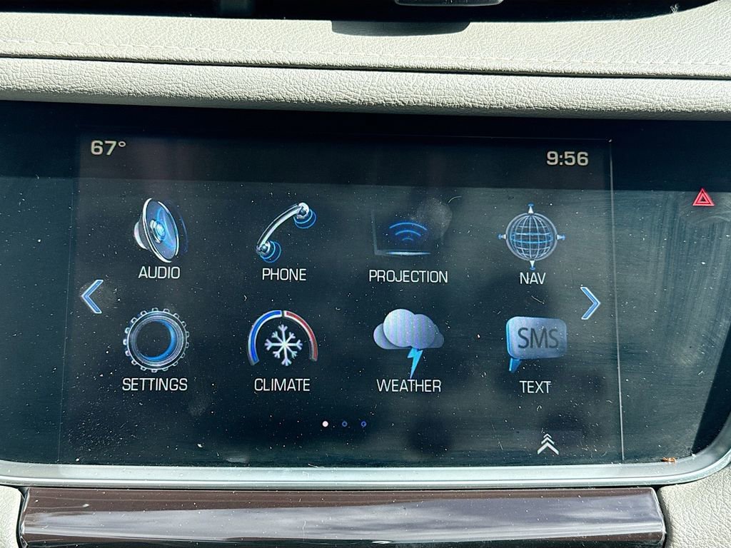 Used 2018 Cadillac XT5 Luxury w/ Driver Awareness Package image 16