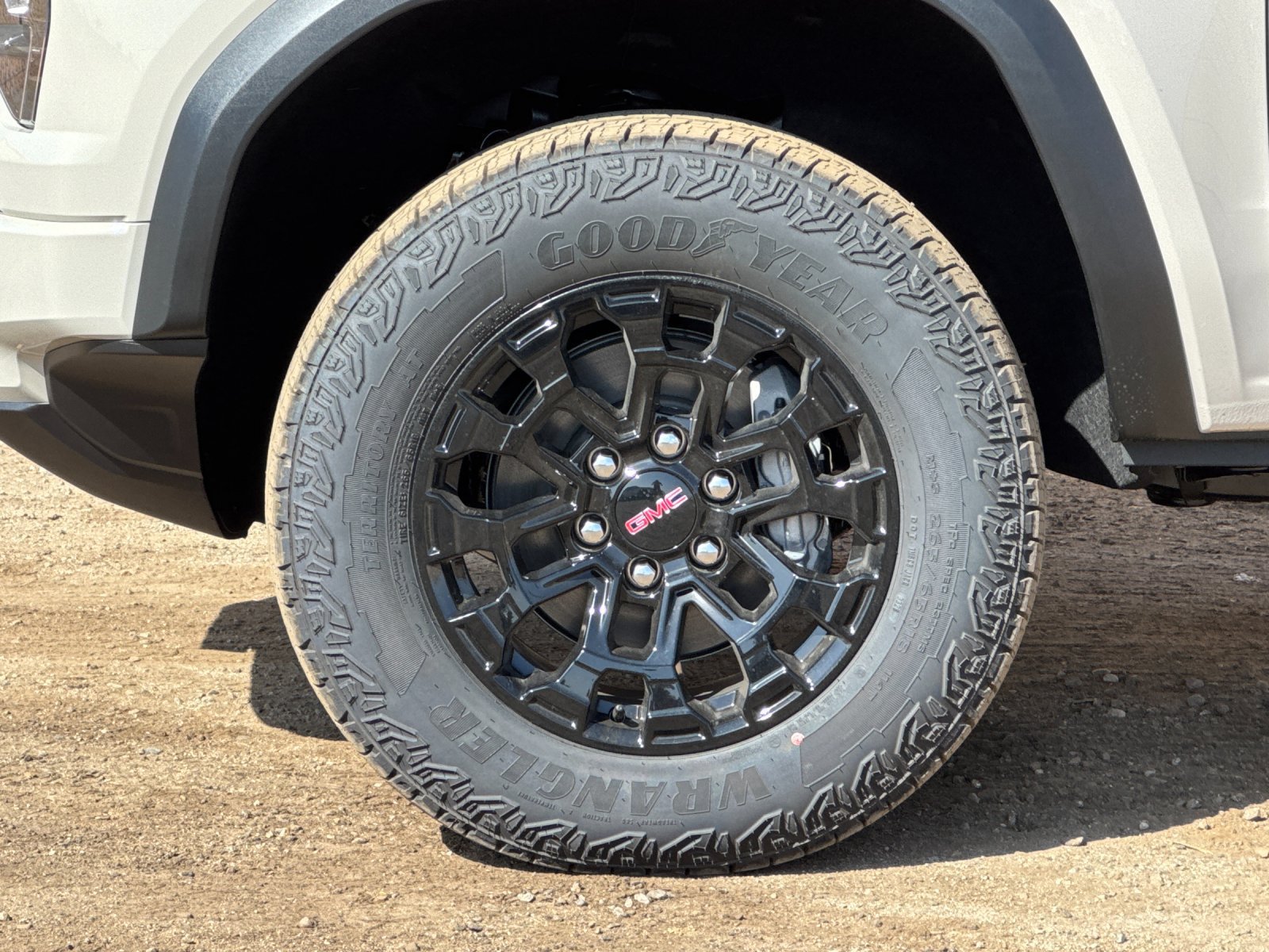 New 2026 GMC Canyon Elevation RWD image 23