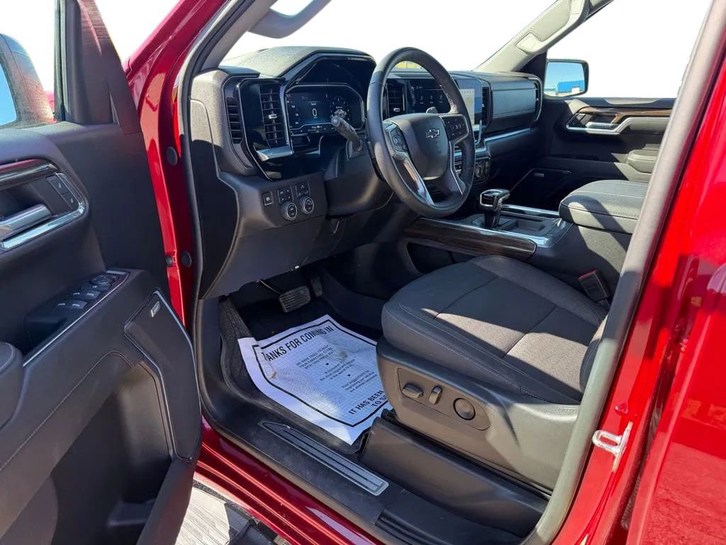 Used 2024 Chevrolet Silverado 1500 RST w/ Convenience Package II AWD/4WD image 11