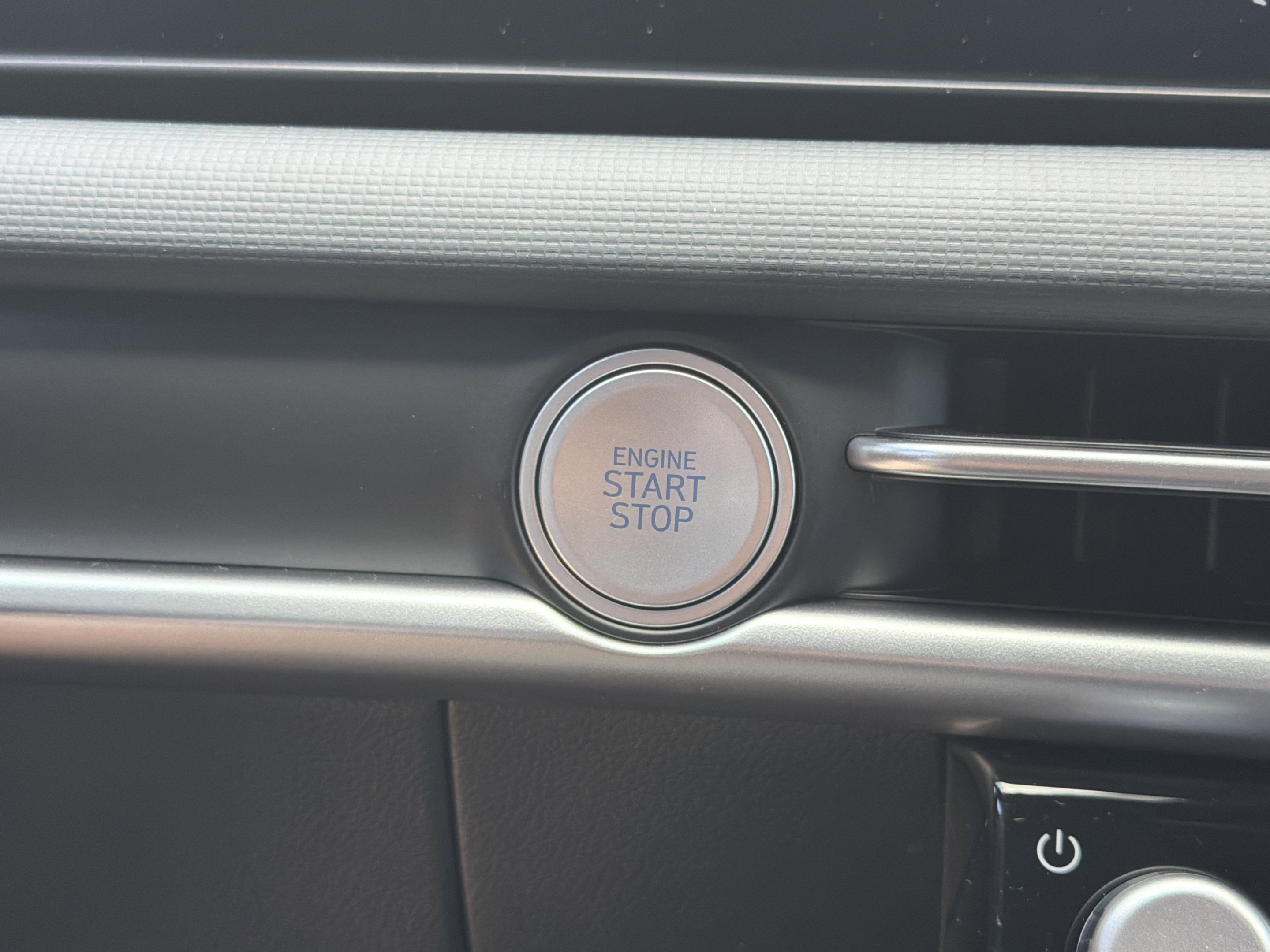 New 2026 Hyundai Santa Cruz SE AWD/4WD image 27