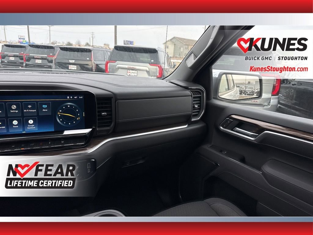 Used 2025 Chevrolet Silverado 1500 LT image 38