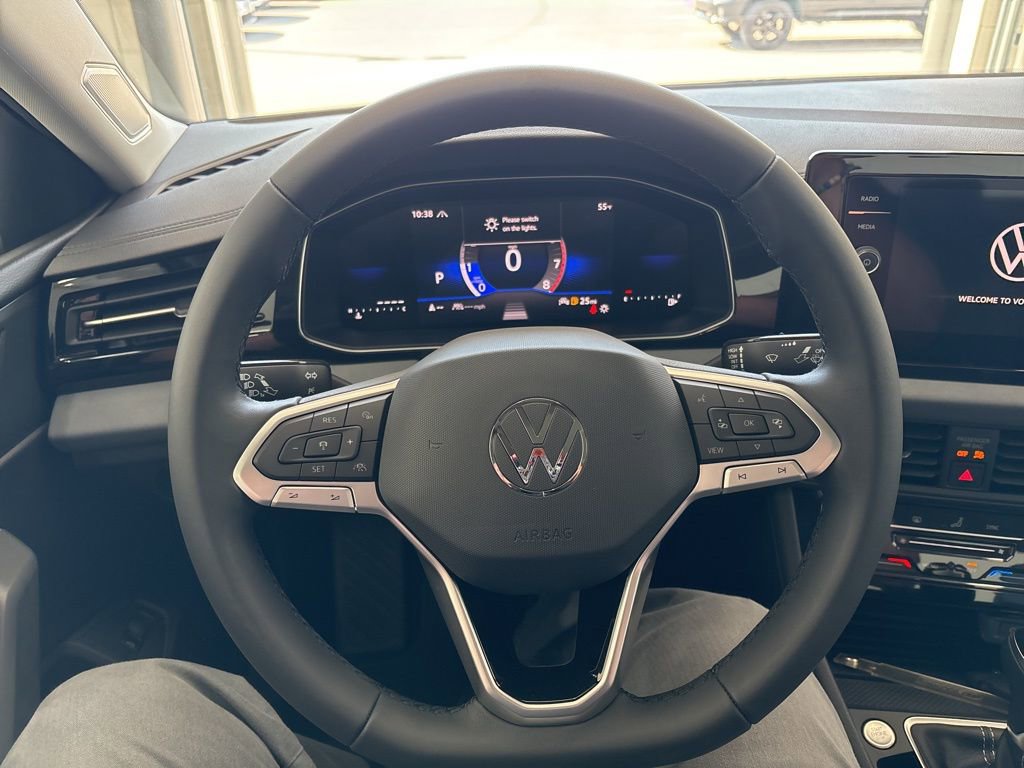 New 2026 Volkswagen Jetta SE image 12