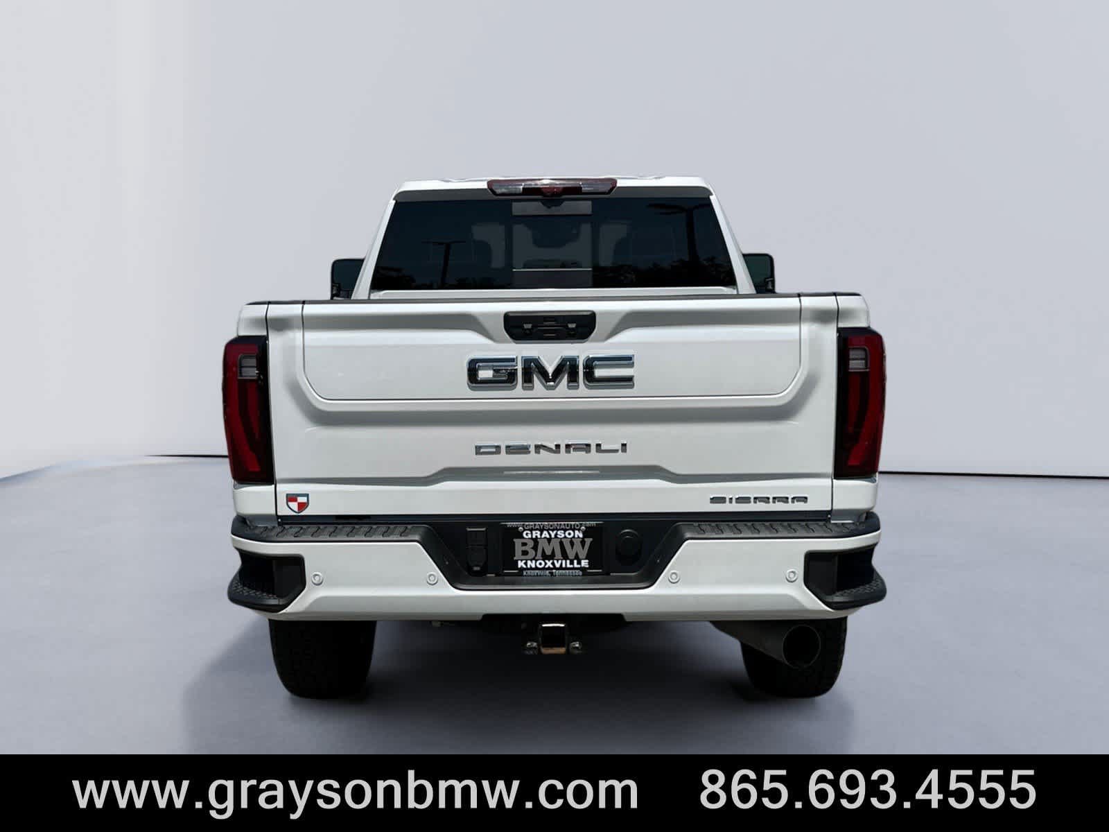 Used 2025 GMC Sierra 2500 Denali Ultimate AWD/4WD image 4