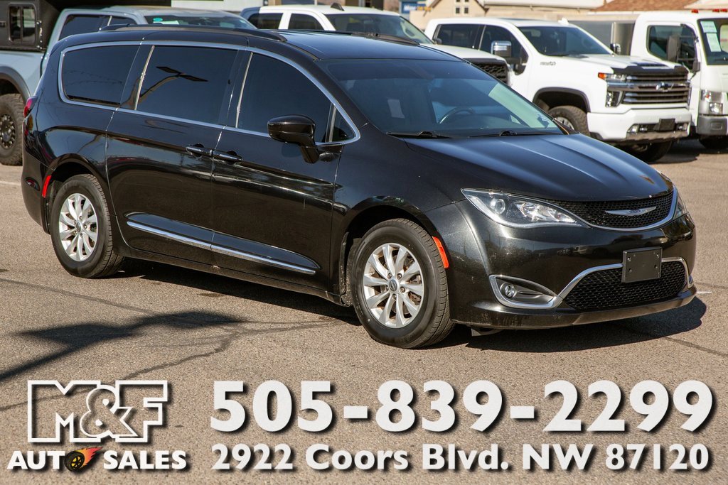 Used 2017 Chrysler Pacifica Touring-L