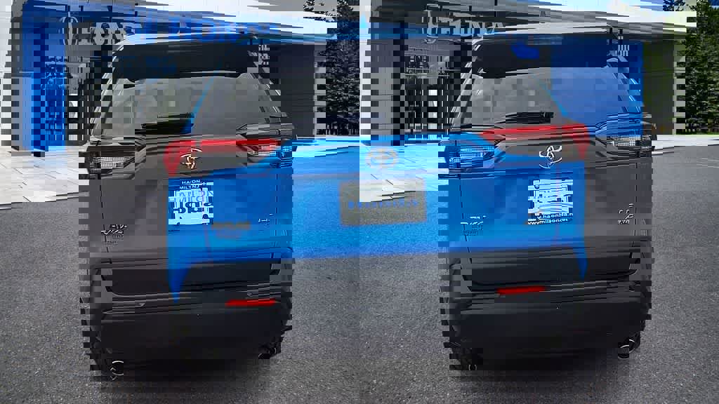 Used 2019 Toyota RAV4 LE w/ All Weather Liner Package image 7