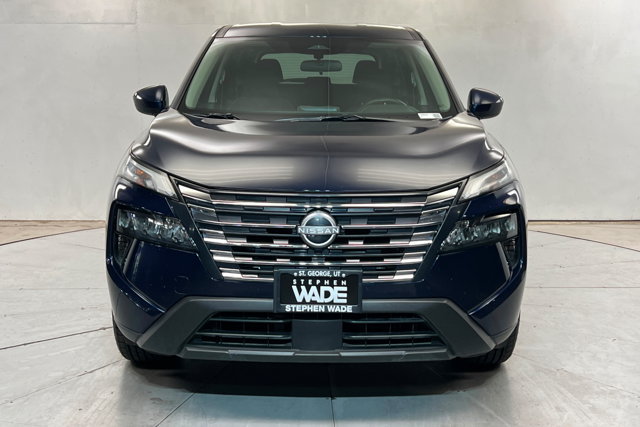 Used 2025 Nissan Rogue SV AWD/4WD image 8