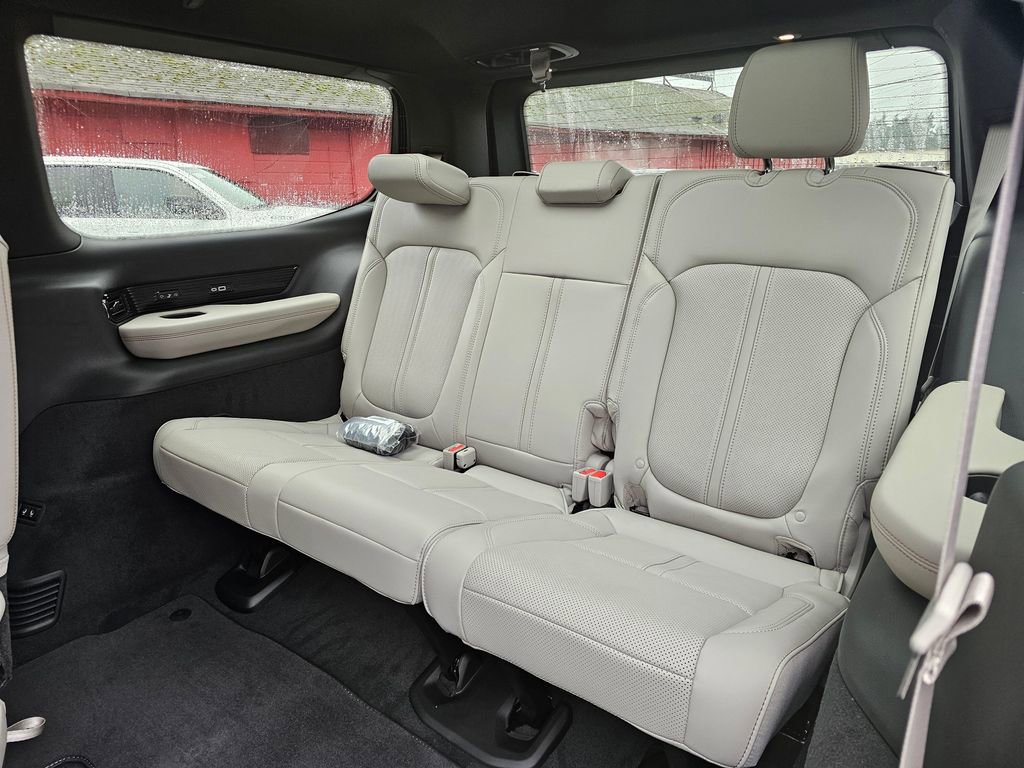 New 2026 Jeep Grand Wagoneer Summit image 16