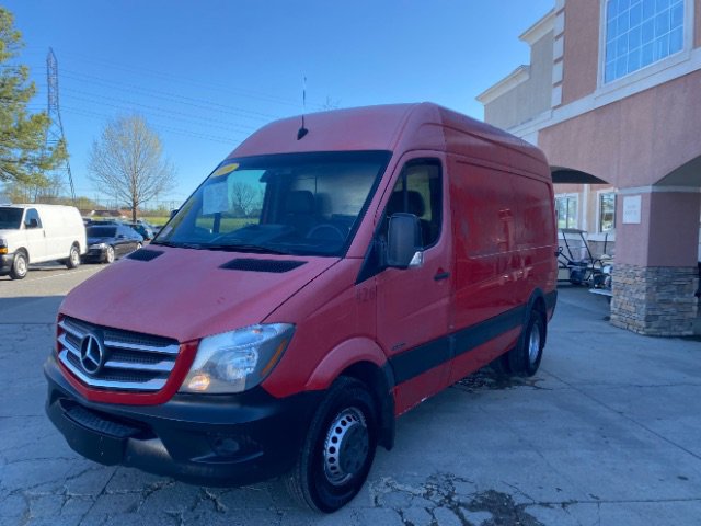 Used 2016 Mercedes-Benz Sprinter 3500 image 2