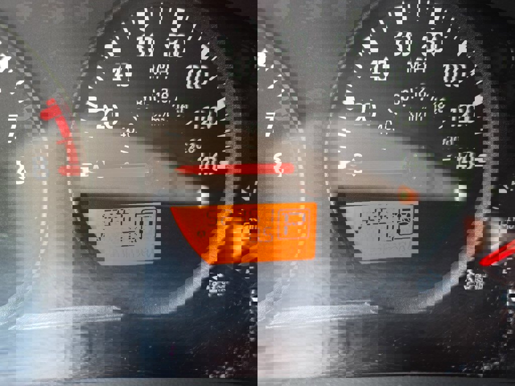 Used 2020 Nissan Frontier SV w/ Midnight Edition Floor Mats image 23