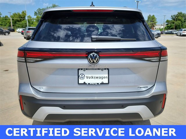 New 2025 Volkswagen Tiguan SE image 3