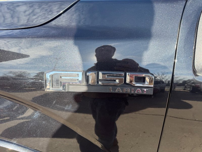 Used 2015 Ford F150 Lariat w/ Equipment Group 501A Mid image 18