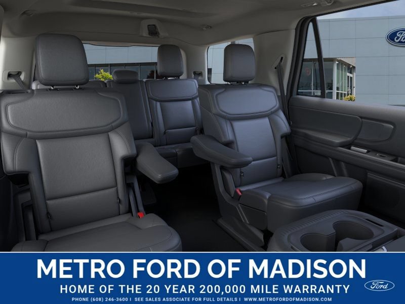 New 2026 Ford Expedition Active AWD/4WD image 12