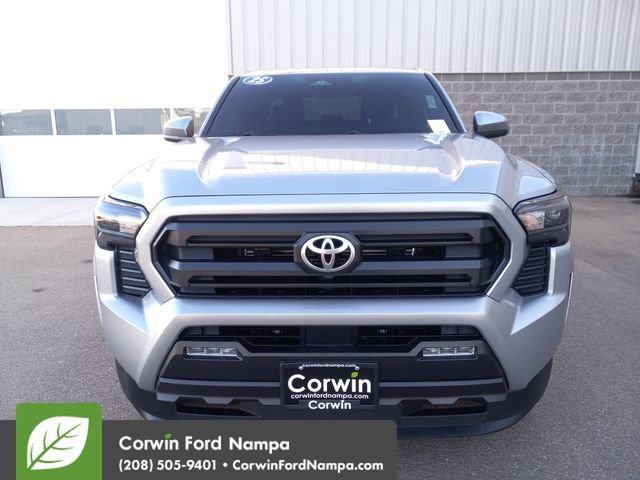 Used 2025 Toyota Tacoma SR5 image 8