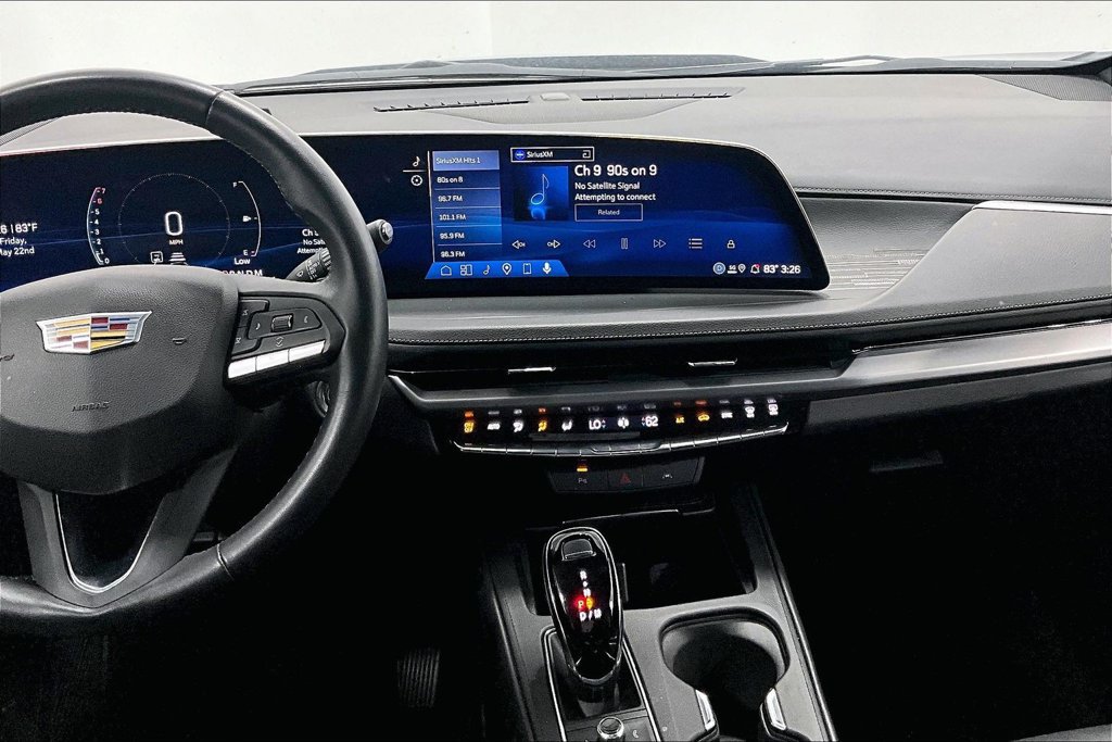 Used 2025 Cadillac XT4 Premium Luxury AWD/4WD image 6