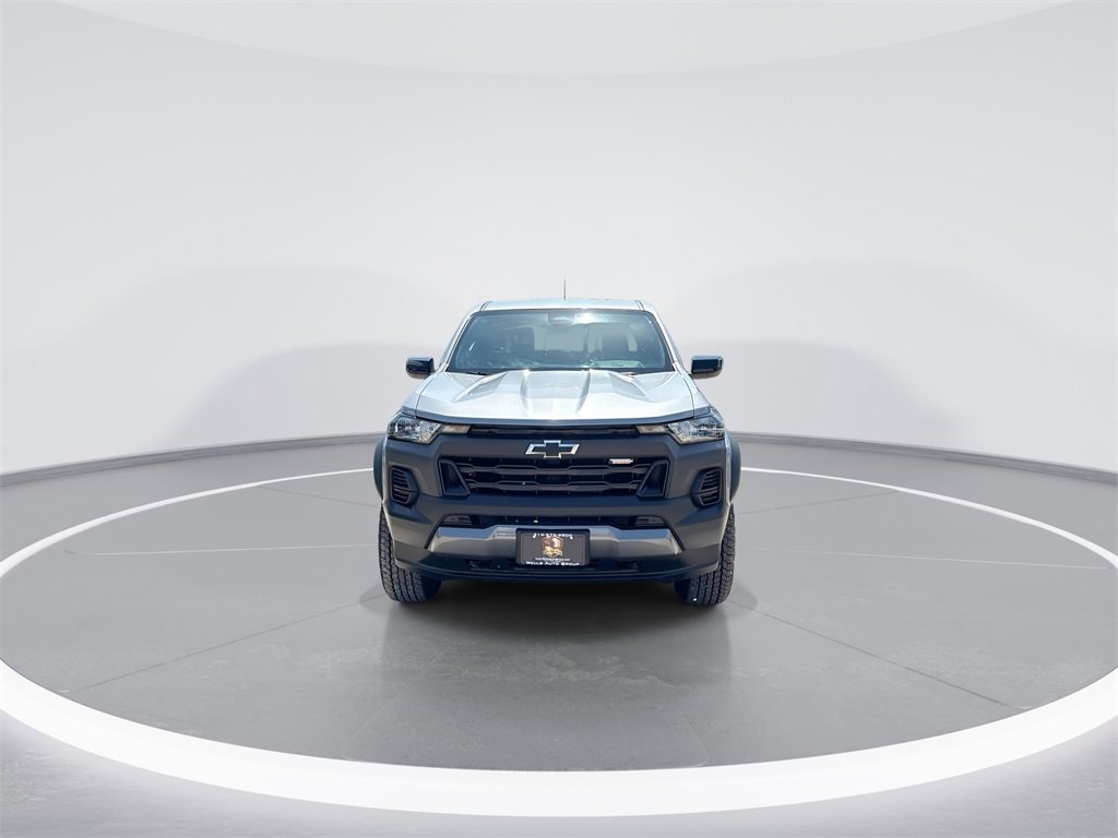 Used 2024 Chevrolet Colorado Trail Boss w/ Advanced Trailering Package image 3