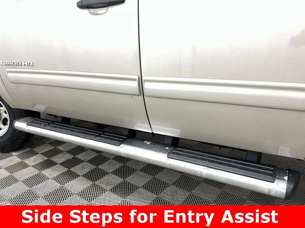 Used 2009 Chevrolet Silverado 2500 LT w/ Exterior Plus Package image 8