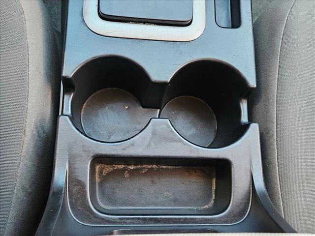 Used 2010 Ford Escape XLS image 12