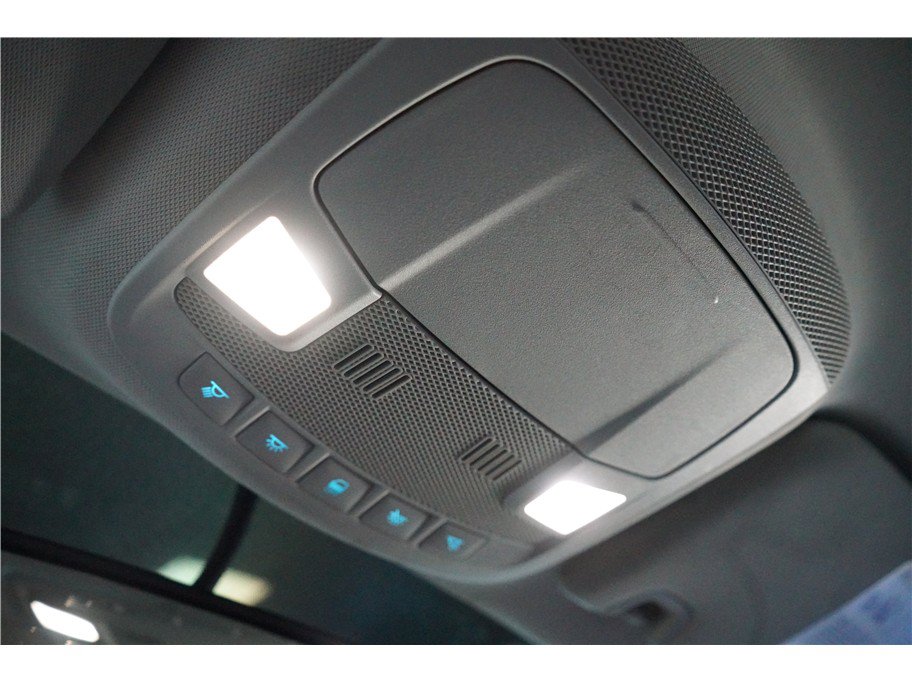 Used 2016 Ford Fusion SE w/ Equipment Group 202A FWD image 24