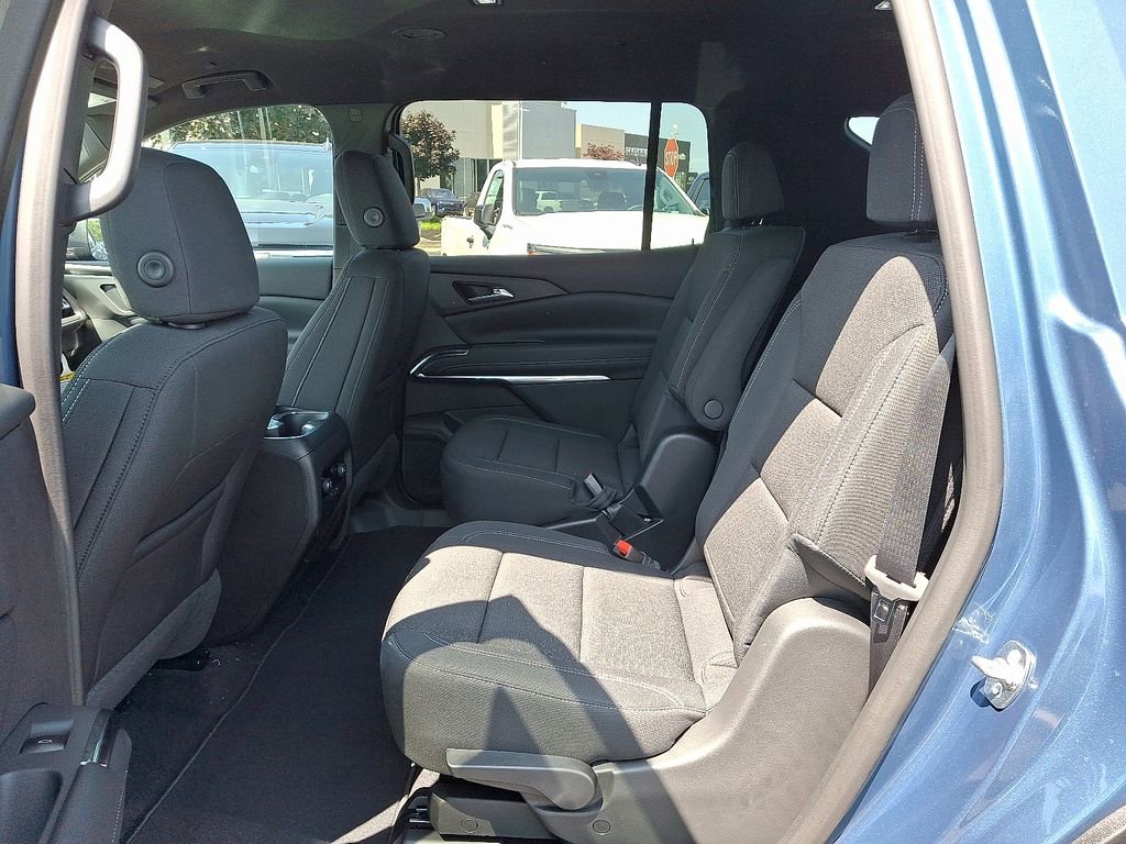 New 2026 Chevrolet Traverse LT w/ Driver Confidence Package image 5