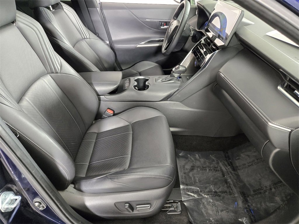 Used 2021 Toyota Venza Limited w/ Advanced Technology Package image 20