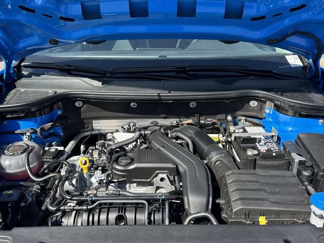 New 2026 Volkswagen Taos SE FWD image 23
