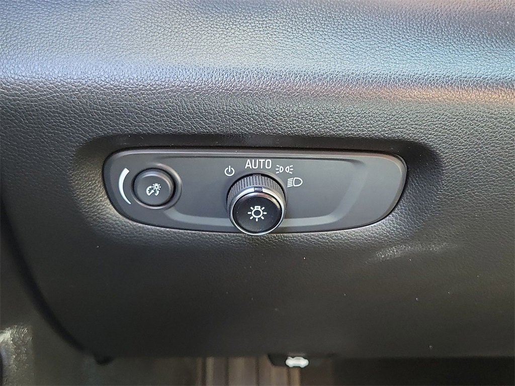 Certified 2023 Chevrolet Traverse RS w/ LPO, Floor Liner Package image 18