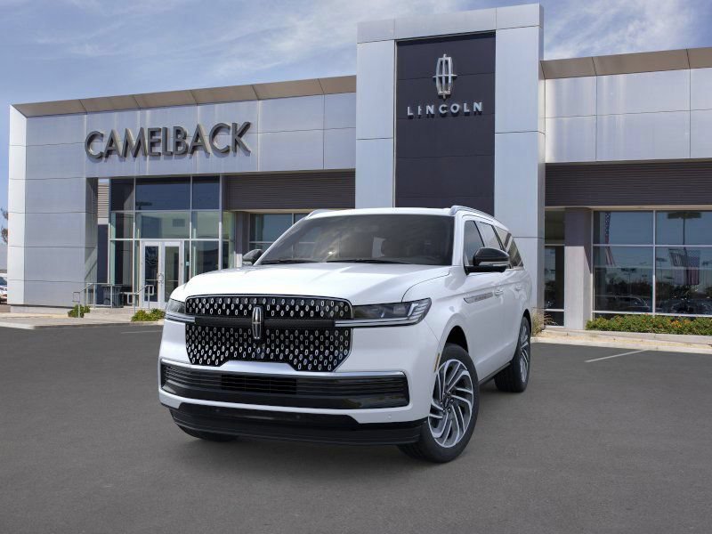 New 2026 Lincoln Navigator Reserve AWD/4WD image 2