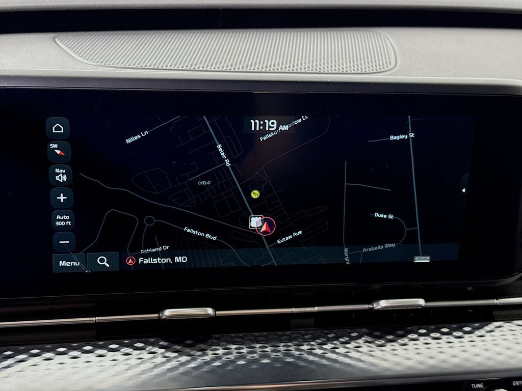 Used 2024 Kia Carnival SX Prestige FWD image 5
