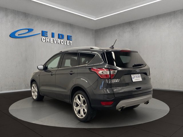 Used 2018 Ford Escape Titanium w/ Ford Safe & Smart Package AWD/4WD image 13