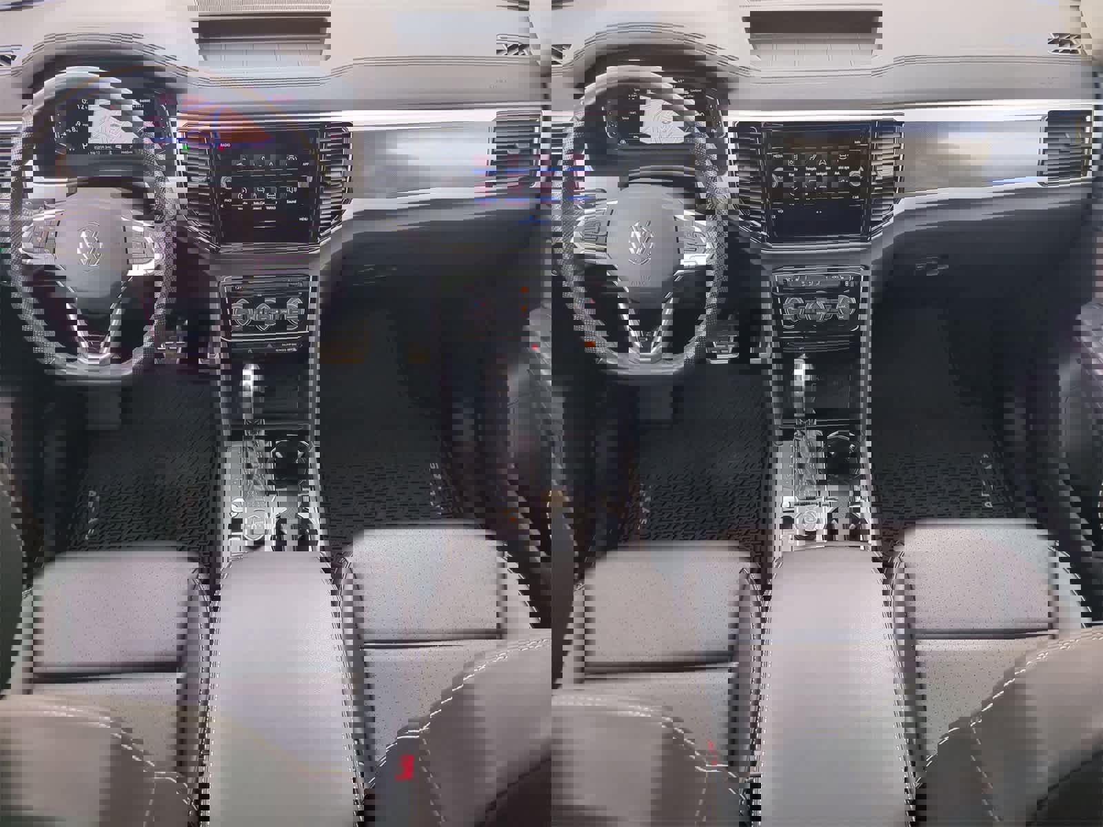 Used 2021 Volkswagen Atlas SEL R-Line image 16