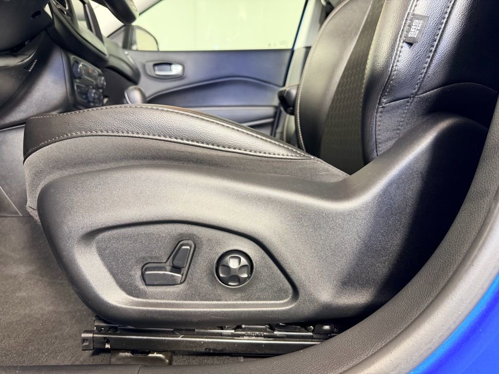 Used 2021 Jeep Compass Latitude w/ Convenience Group image 27