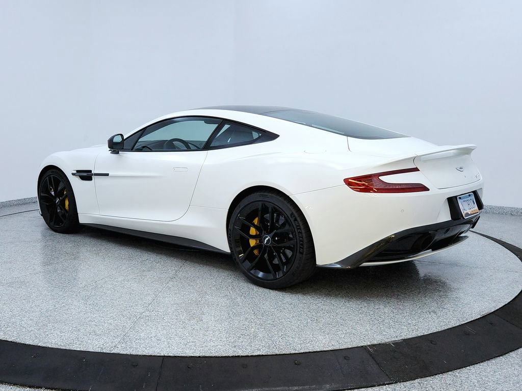 Used 2015 Aston Martin Vanquish Coupe image 43