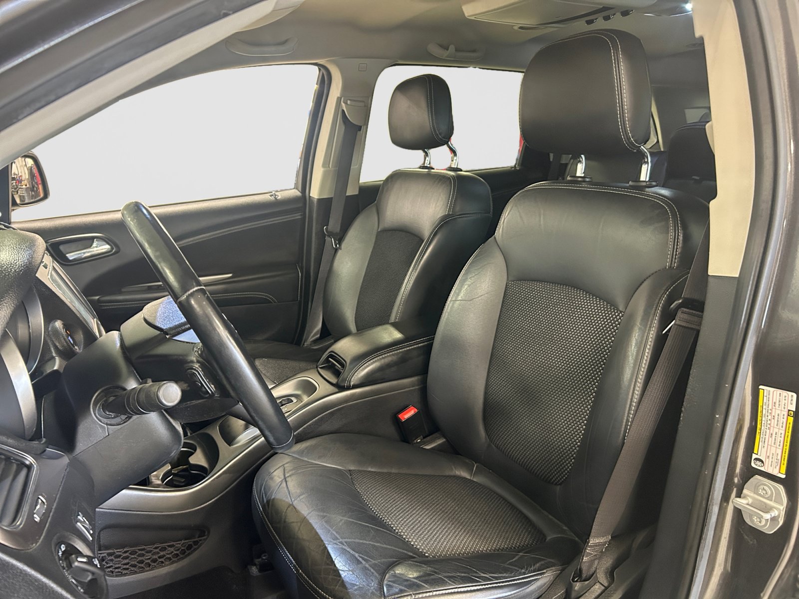 Used 2019 Dodge Journey Crossroad w/ Navigation Group FWD image 12