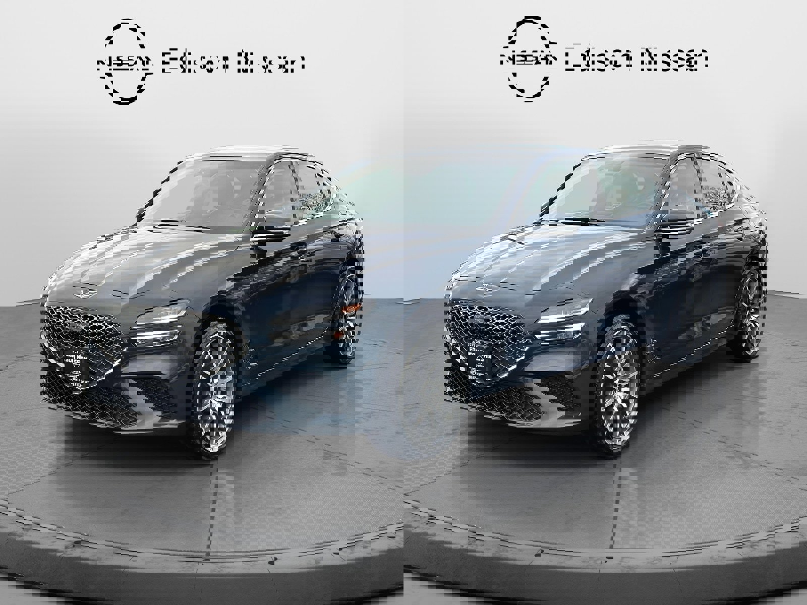 Used 2024 Genesis G70 2.5T image 2