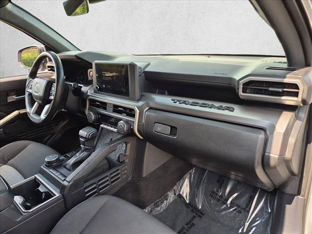 Used 2024 Toyota Tacoma TRD Off-Road AWD/4WD image 20