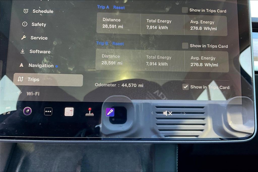 Used 2021 Tesla Model Y Performance AWD/4WD image 13