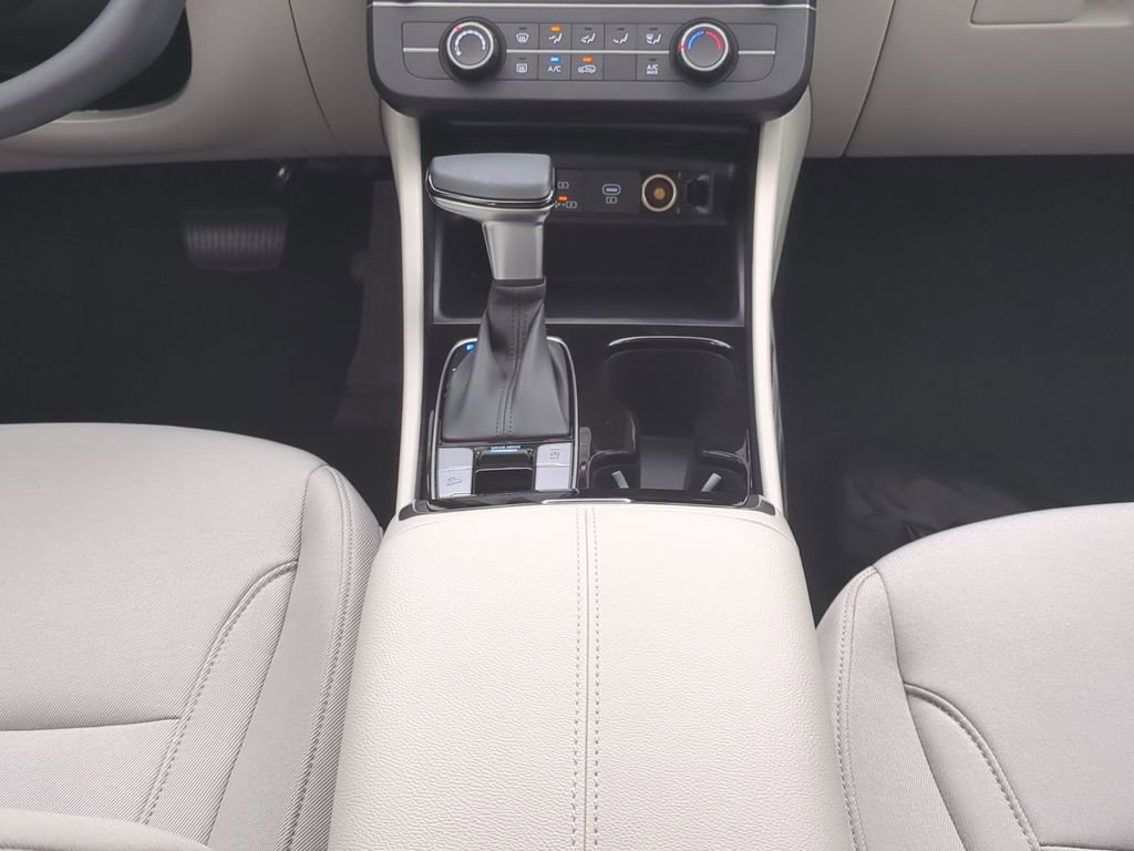 New 2026 Hyundai Tucson SE image 21