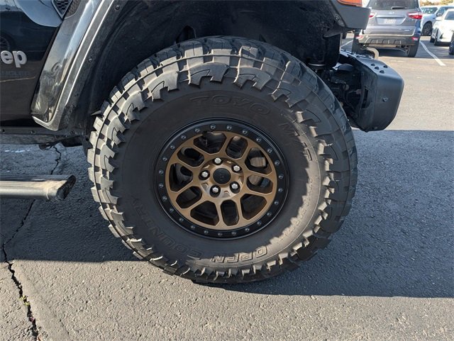 Used 2022 Jeep Wrangler Unlimited Rubicon w/ Xtreme Recon 35" Tire Package image 26