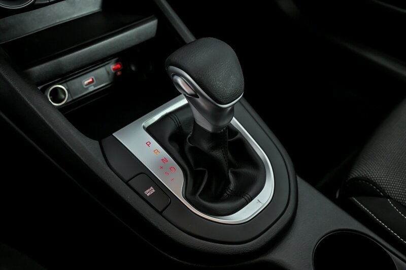 Used 2024 Kia Forte LXS FWD image 31