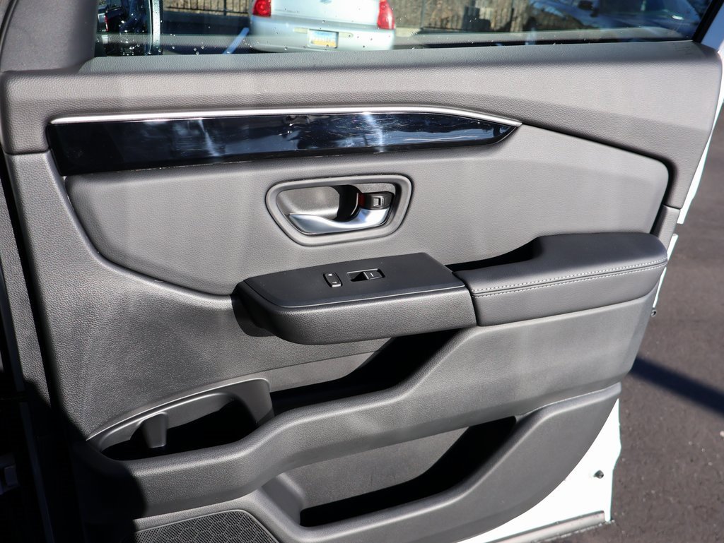 New 2025 Honda Pilot EX-L image 11