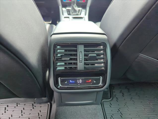 Used 2023 Volkswagen Arteon SEL Premium image 17