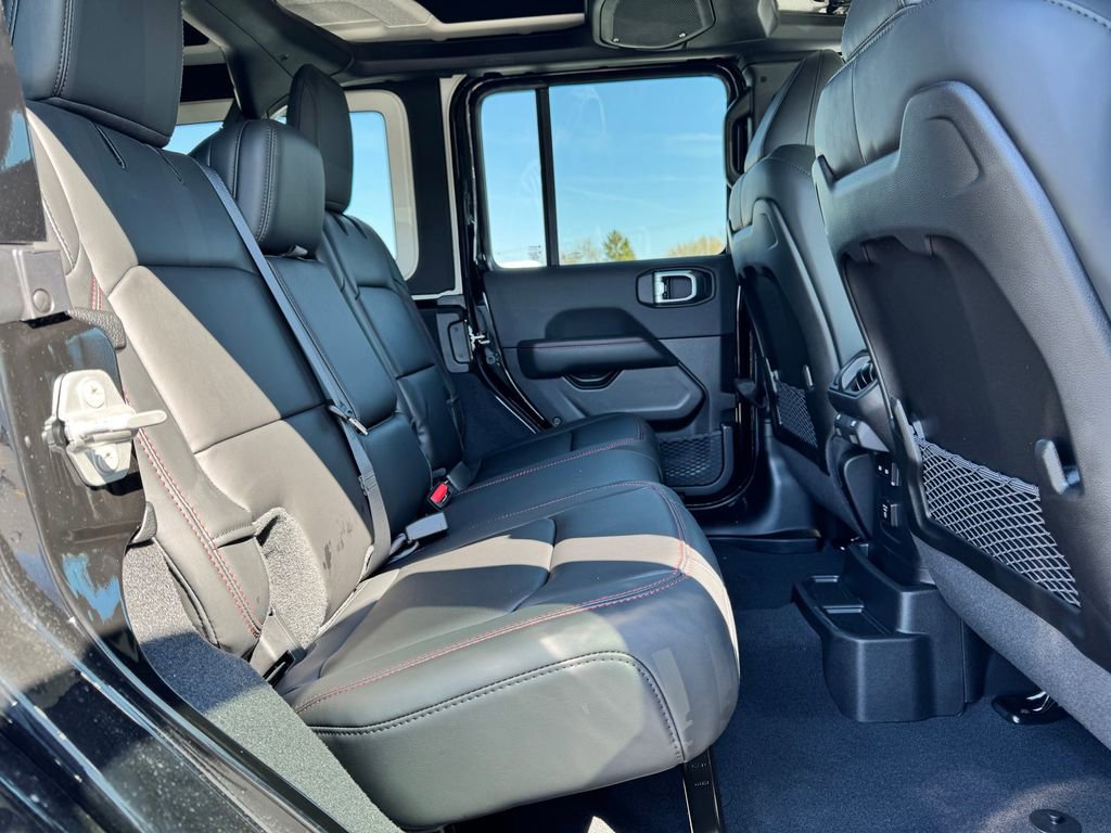 New 2026 Jeep Wrangler Unlimited Rubicon AWD/4WD image 12