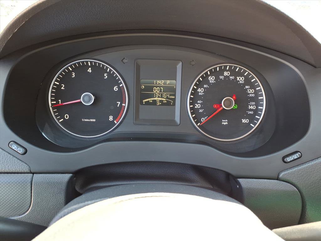 Used 2014 Volkswagen Jetta SE FWD image 25