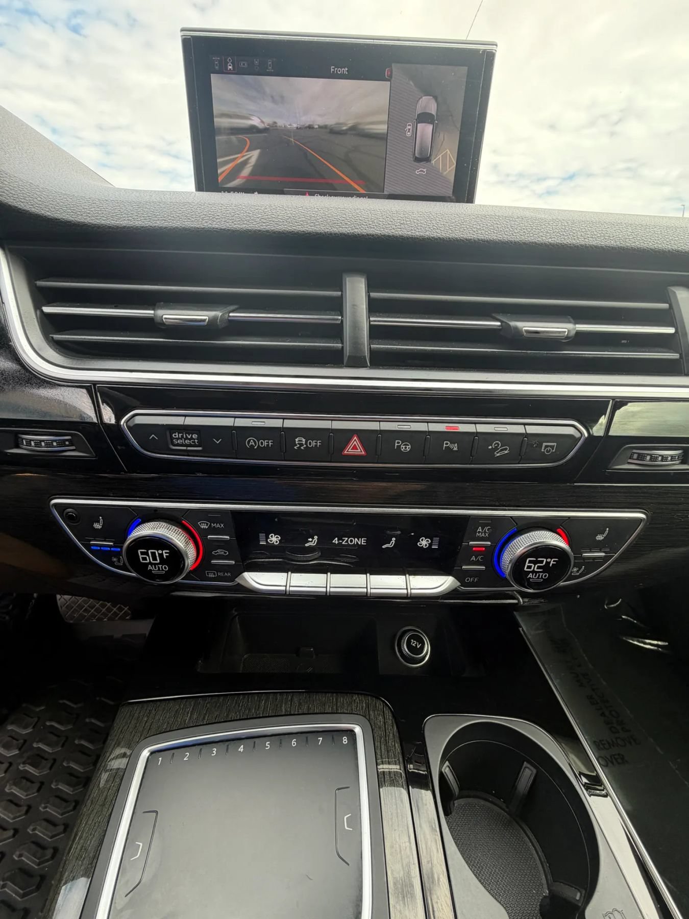 Used 2019 Audi Q7 3.0T Prestige w/ Prestige Package AWD/4WD image 29