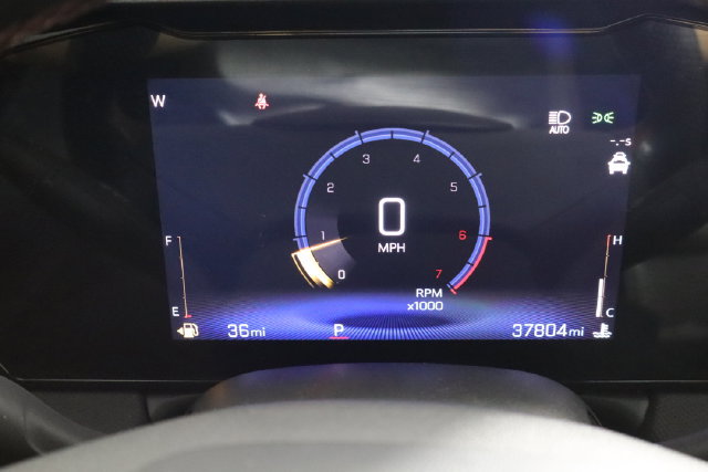 Used 2025 Chevrolet TrailBlazer RS w/ Convenience Package FWD image 11