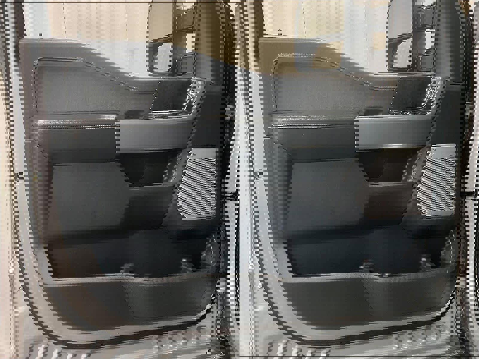 Used 2022 Ford F150 Lariat w/ Equipment Group 502A High image 18