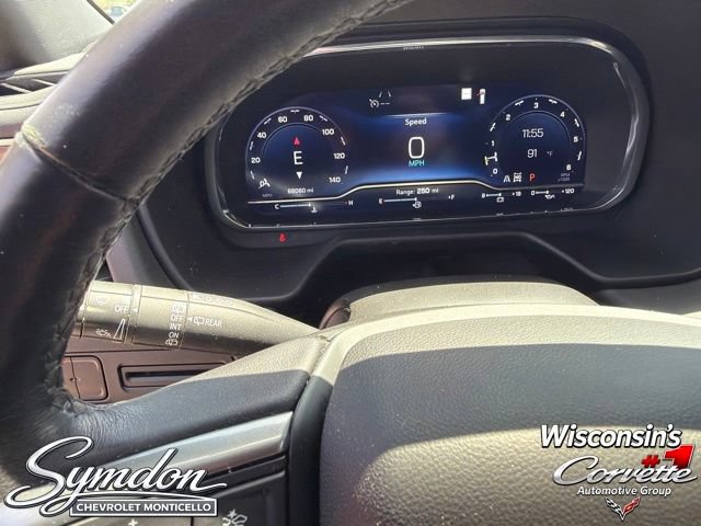 Used 2023 Chevrolet Suburban Premier AWD/4WD image 11