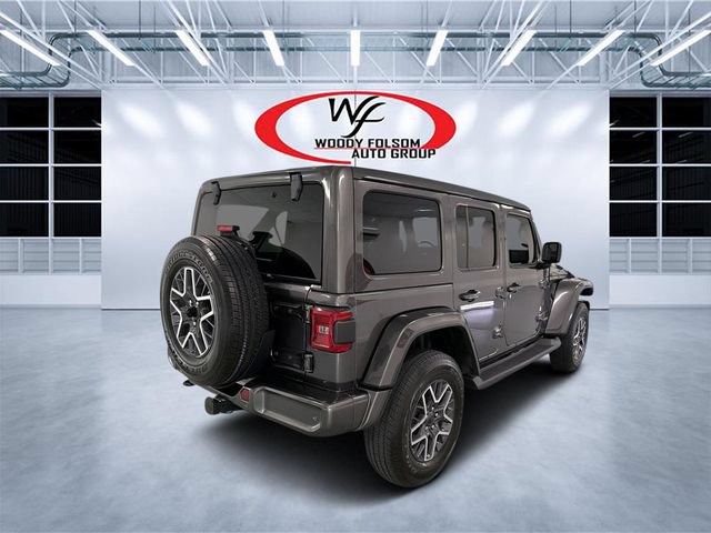 Used 2021 Jeep Wrangler Unlimited Sahara AWD/4WD image 6