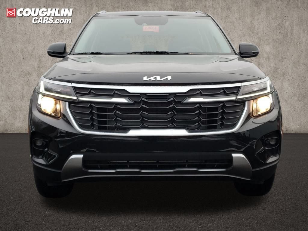New 2026 Kia Seltos S AWD/4WD image 2
